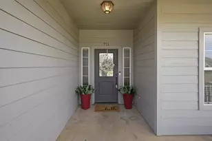 711 Denali Ct, Tolar, TX 76476 - Photo 5