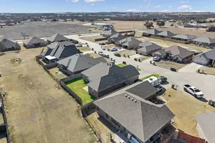 711 Denali Ct, Tolar, TX 76476 - Photo 37