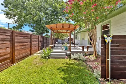 2837 Townsend Drive, Fort Worth, TX 76110 - Photo 23