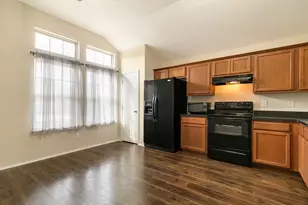 9828 Sparrow Hawk Ln, Fort Worth, TX 76108 - Photo 7