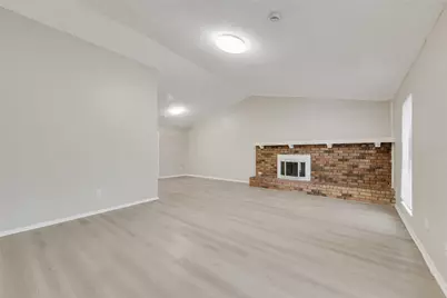 1704 Fieldstone Court, Arlington, TX 76018 - Photo 5