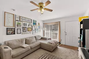 921 Cody Ct, Fort Worth, TX 76114 - Photo 11