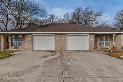 921 Cody Court, River Oaks, TX 76114 - Photo 17