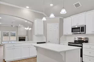 2508 Yoder Ln, Waco, TX 76706 - Photo 7