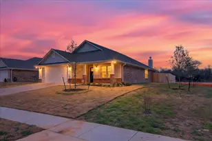 2508 Yoder Ln, Waco, TX 76706 - Photo 3