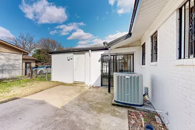 4109 Fortune Lane, Dallas, TX 75216 - Photo 33