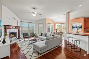 200 Chimney Rock Dr, Waxahachie, TX 75167 - Photo 1