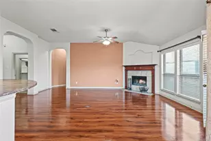 200 Chimney Rock Dr, Waxahachie, TX 75167 - Photo 15