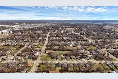 1812 Dillard Street, Fort Worth, TX 76105 - Photo 11