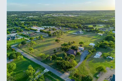 540 W County Road 714, Burleson, TX 76028 - Photo 11