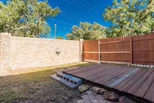 7450 Holly Hill, Dallas, TX 75231 - Photo 33