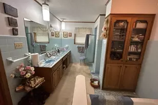 102 E Crockett St, De Kalb, TX 75559 - Photo 19