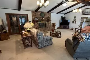 102 E Crockett St, De Kalb, TX 75559 - Photo 5