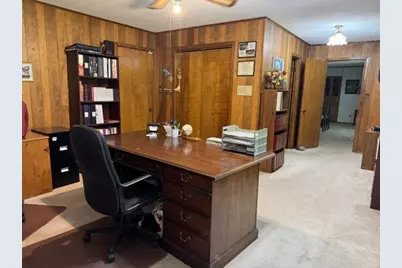 102 E Crockett Street, De Kalb, TX 75559 - Photo 27