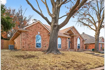 1316 Royal Palm Lane, Carrollton, TX 75007 - Photo 3