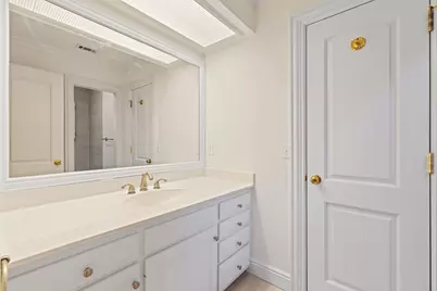 1211 Mackie Drive, Carrollton, TX 75007 - Photo 25