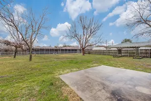 1708 Arrow Ln, Garland, TX 75042 - Photo 17