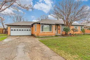 1708 Arrow Ln, Garland, TX 75042 - Photo 3