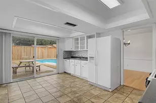 1405 Wind Cave Cir, Plano, TX 75023 - Photo 13