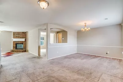 424 Heritage Drive, Crowley, TX 76036 - Photo 5