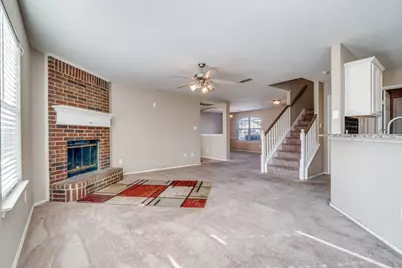 424 Heritage Drive, Crowley, TX 76036 - Photo 3