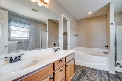 424 Heritage Drive, Crowley, TX 76036 - Photo 13