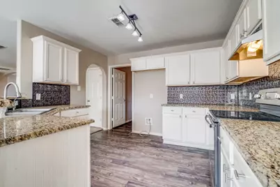 424 Heritage Drive, Crowley, TX 76036 - Photo 7