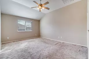 424 Heritage Dr, Crowley, TX 76036 - Photo 15