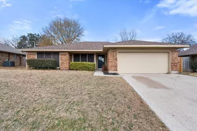 5723 Sage Bloom Drive, Arlington, TX 76017 - Photo 1