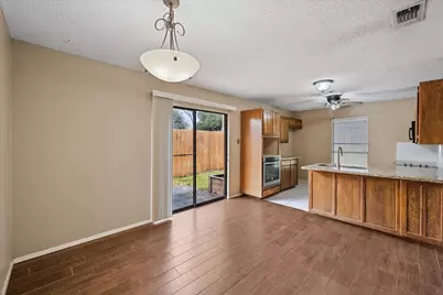 5723 Sage Bloom Drive, Arlington, TX 76017 - Photo 13