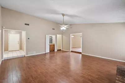 5723 Sage Bloom Drive, Arlington, TX 76017 - Photo 7
