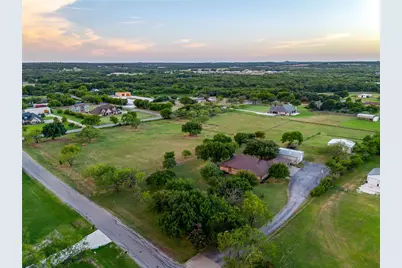 570 W County Road 714, Burleson, TX 76028 - Photo 27