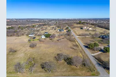 570 W County Road 714, Burleson, TX 76028 - Photo 9