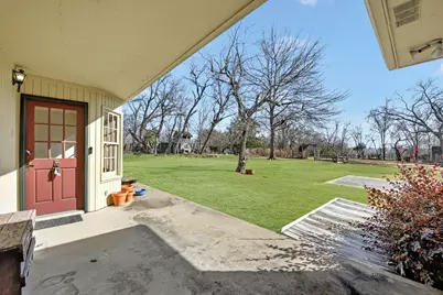 1506 Ross Avenue, Carrollton, TX 75006 - Photo 25