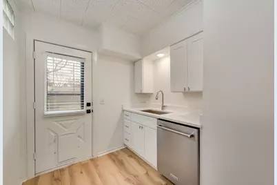 3728 W Beverly Drive W, Dallas, TX 75209 - Photo 11