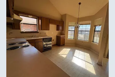 6012 Laci Lane, Wichita Falls, TX 76310 - Photo 5