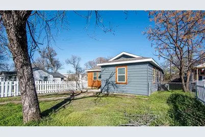 540 Hensley Drive, Grand Prairie, TX 75050 - Photo 1