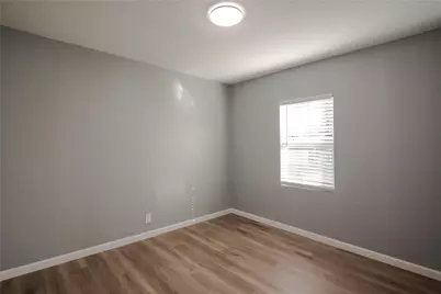 540 Hensley Drive, Grand Prairie, TX 75050 - Photo 7