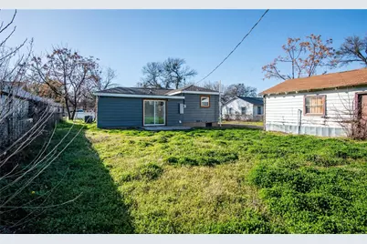 540 Hensley Drive, Grand Prairie, TX 75050 - Photo 17