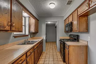 216 W Marshall St, Palmer, TX 75152 - Photo 9