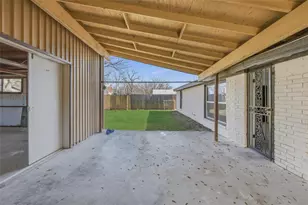 228 Kay Ln, Saginaw, TX 76179 - Photo 33