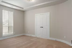 1817 Hidden Crk Dr, Midlothian, TX 76065 - Photo 9