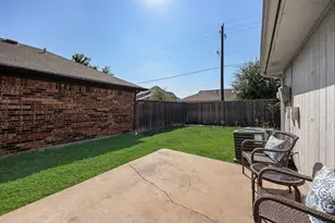 1106 Alameda Dr, Carrollton, TX 75007 - Photo 17