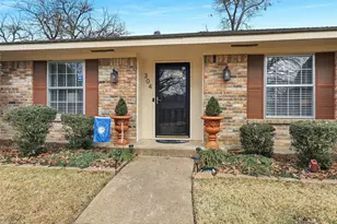 304 Ridgewood Dr, Richardson, TX 75080 - Photo 3