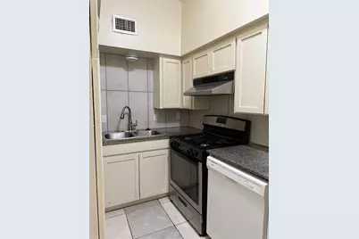 510 Texas Street #14, Denton, TX 76209 - Photo 15