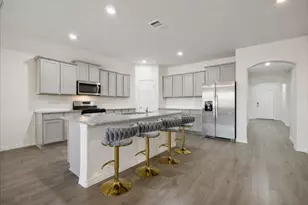 9729 Gooseneck Dr, Aubrey, TX 76227 - Photo 5