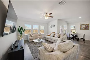 9729 Gooseneck Dr, Aubrey, TX 76227 - Photo 3