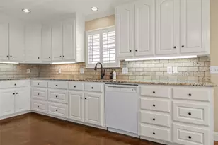 37007 Wood Acre Dr, Whitney, TX 76692 - Photo 13