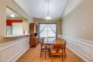 1527 Ranchview Ln, Carrollton, TX 75007 - Photo 9