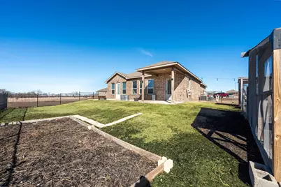 315 Delatorre Street, Trenton, TX 75490 - Photo 33
